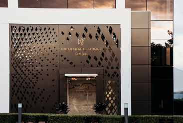 Entrance of the dental practice.