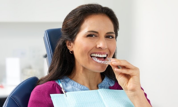 Patient met een SureSmile® Clear Aligner